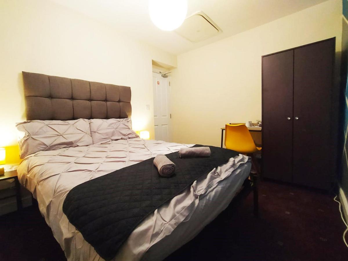 Bankwell Guest House แมนเชสเตอร์ ภายนอก รูปภาพ