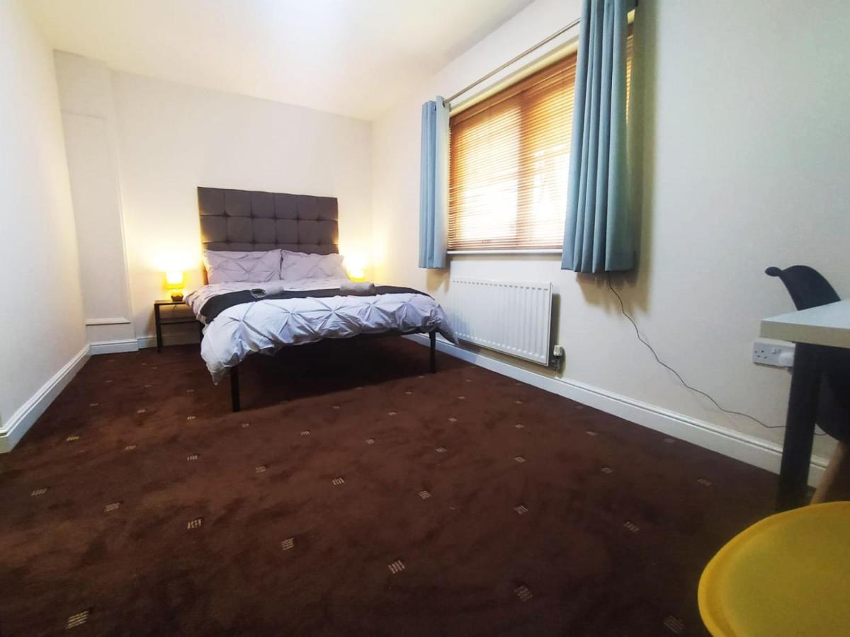 Bankwell Guest House แมนเชสเตอร์ ภายนอก รูปภาพ